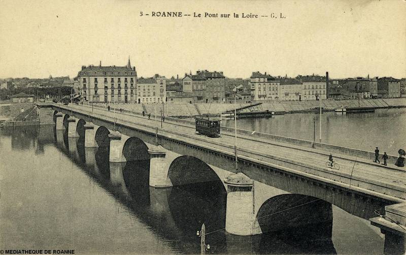 ROANNE - Le pont sur la Loire