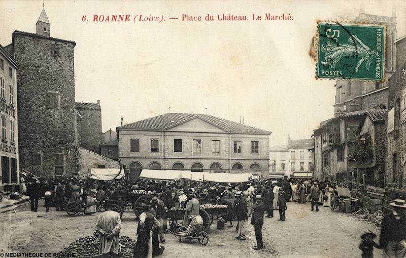 Roanne (Loire) - Place du Château - Le marché