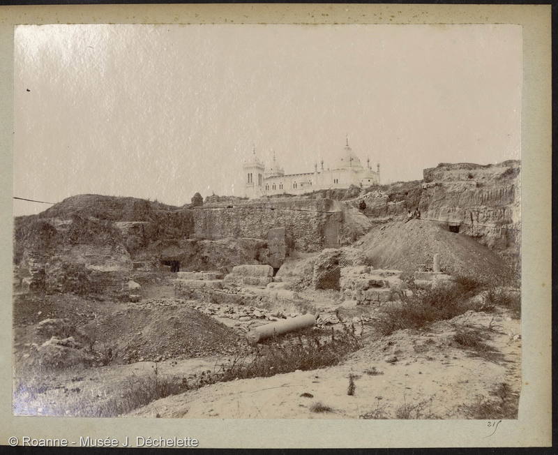 Sans titre (Ruines archéologiques en contrebas de la Basilique Saint Louis Carthage) Tunisie