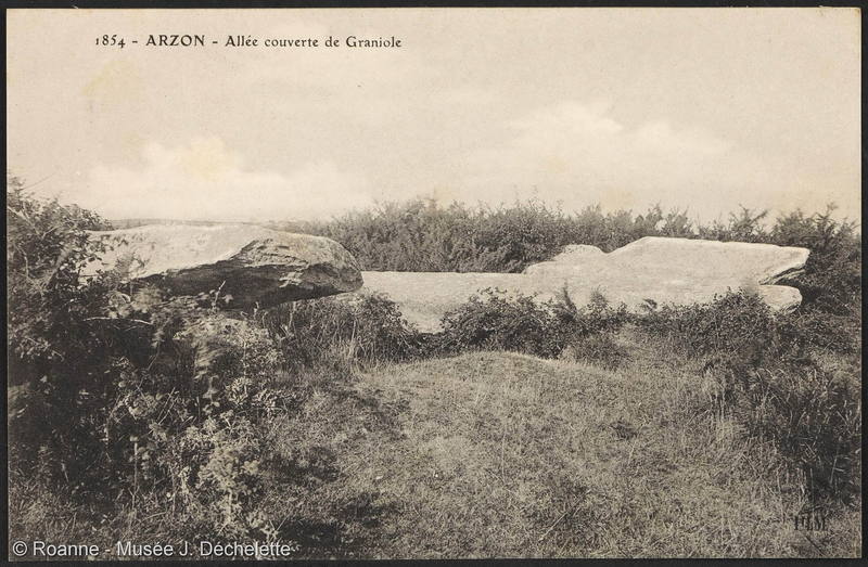 Arzon - Allée couverte de Graniole