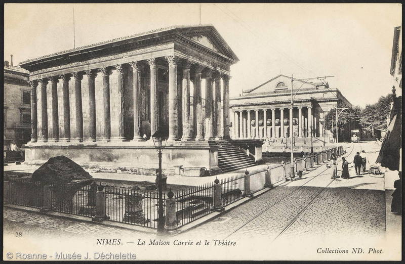 Nîmes - La Maison Carrée et le Théâtre