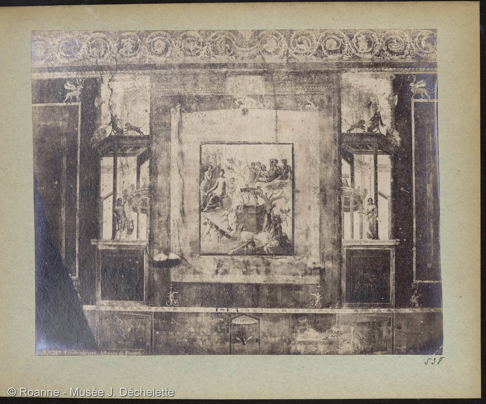 Fresque murale d’une maison de Pompéi représentant Hercule ivre. Collection Musée Joseph Déchelette, AJDI-AL100538