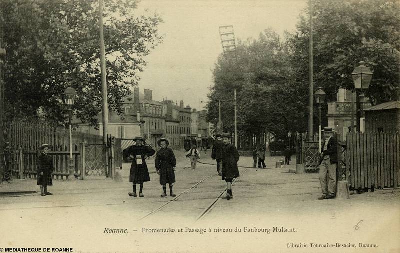Roanne - Promenades et passage à niveau du Faubourg Mulsant