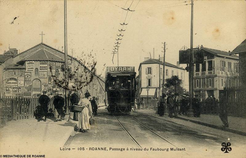 Loire - Roanne, passage à niveau du Faubourg Mulsant