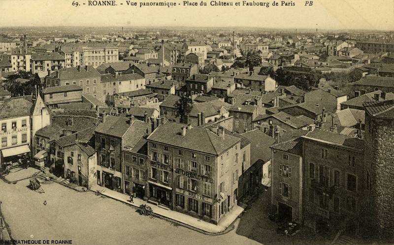 ROANNE - Vue panoramique - Place du Château et Faubourg de paris