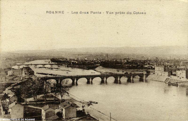 ROANNE - Les deux ponts - Vue prise du Coteau