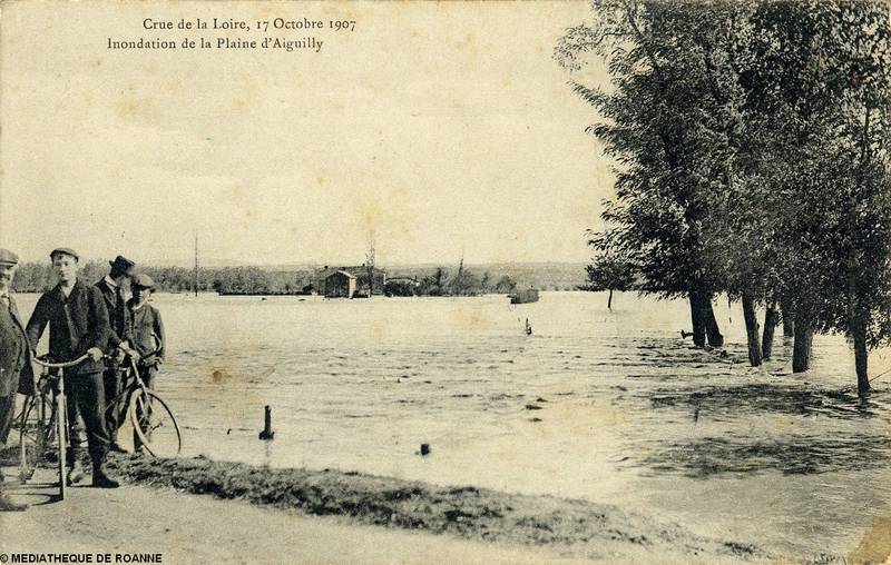 Crue de la Loire, 17 octobre 1907 - Inondation de la plaine d'Aiguilly