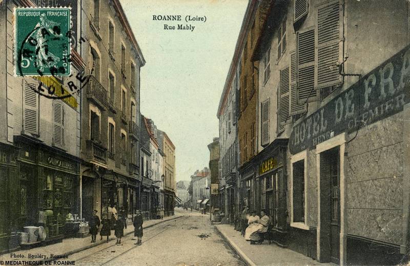 ROANNE (Loire) - Rue Mably