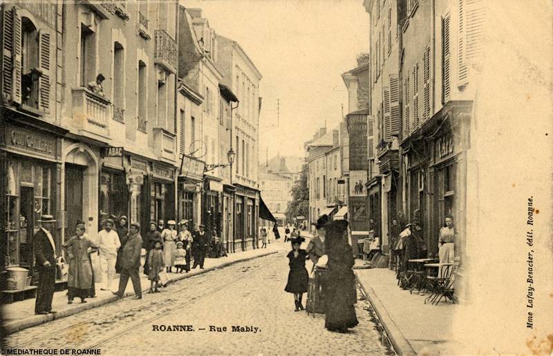 ROANNE - Rue Mably