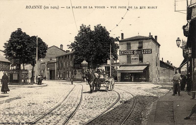 ROANNE (en 1904) - La Place de la Voirie - Vue prise de la rue Mably
