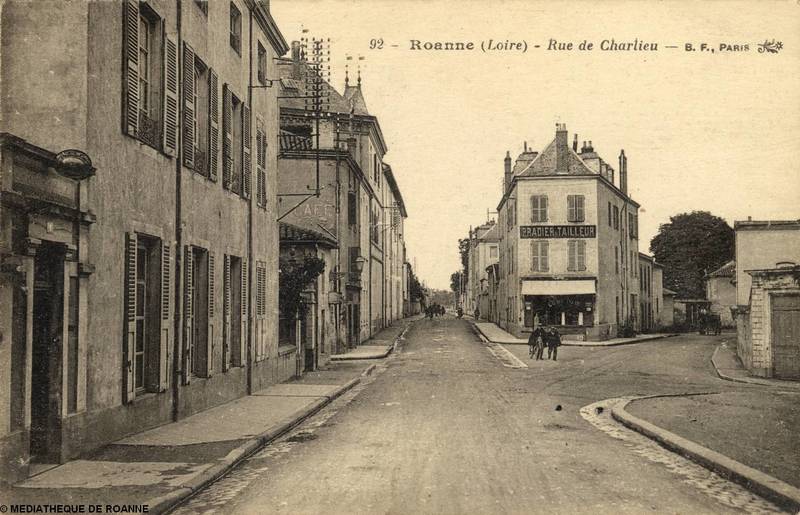 Roanne (Loire) - Rue de Charlieu