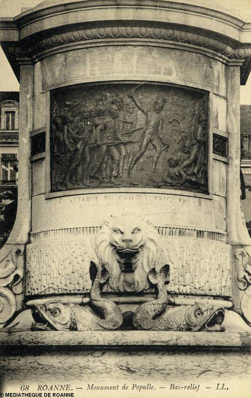 ROANNE - Monument de Populle - Bas-relief