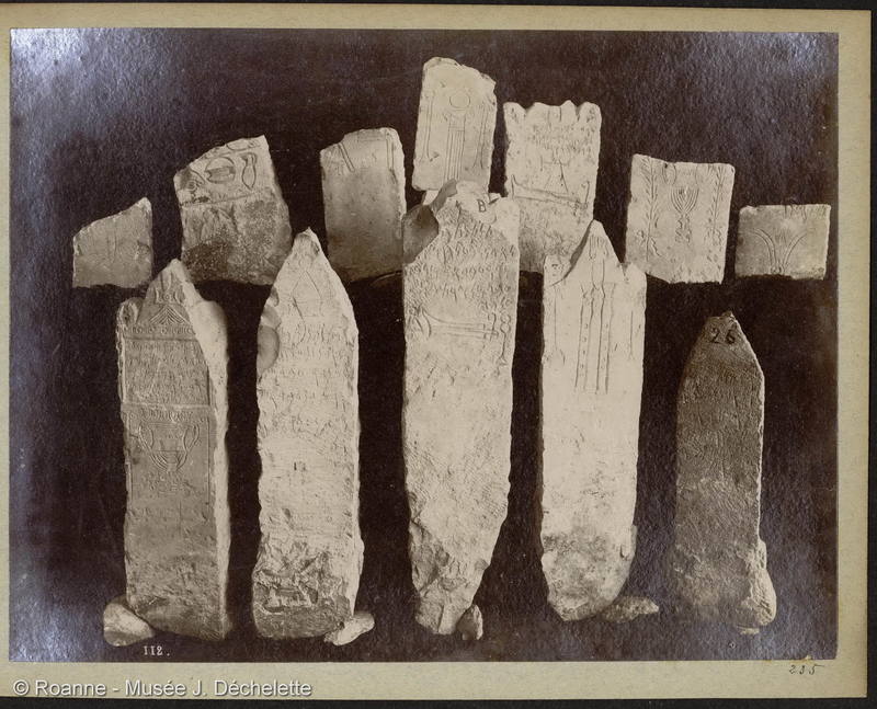 Sans titre (Stèles - Musée de Carthage Tunisie)