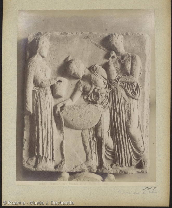 Bassorilievo Medea e le figlie di Pelia
