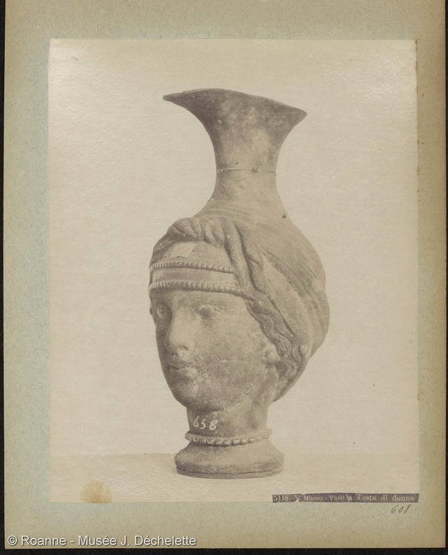Museo - Vaso a Testa di donna (Vase à tête de femme)