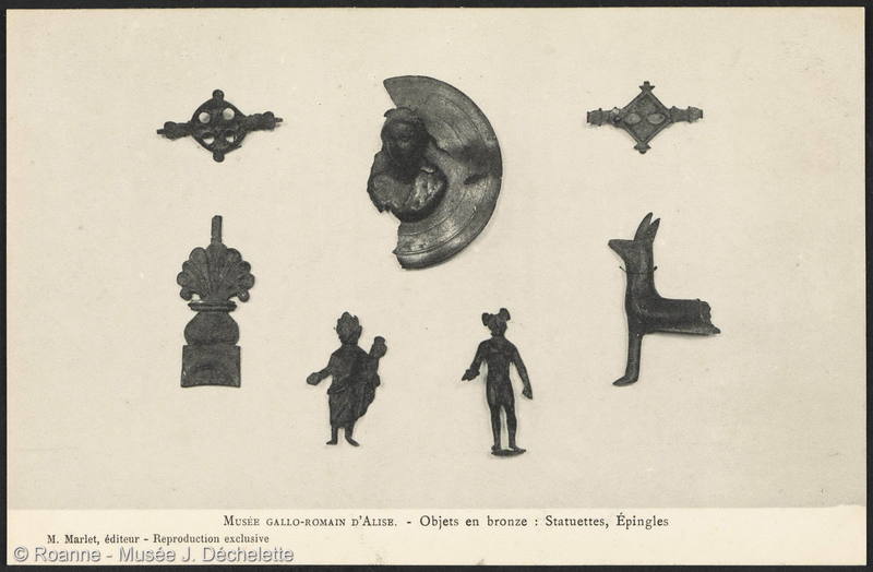 Musée gallo-romain d'Alise - Objets en bronze : statuettes, épingles