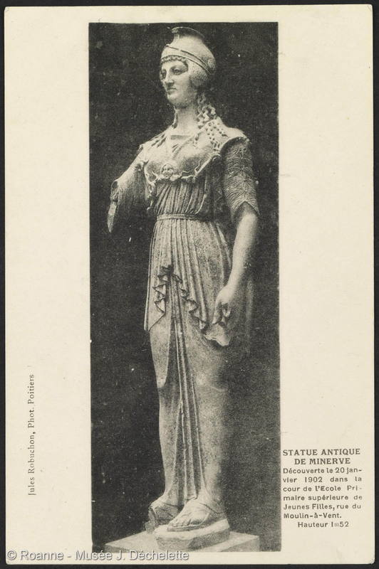 Statue antique de Minerve