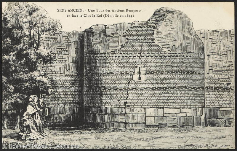 Sens Ancien - Une Tour des Anciens remparts en face le Clos-le-Roi (Démolie en 1844)