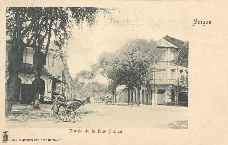 Saigon. Entrée de la Rue Catinat.