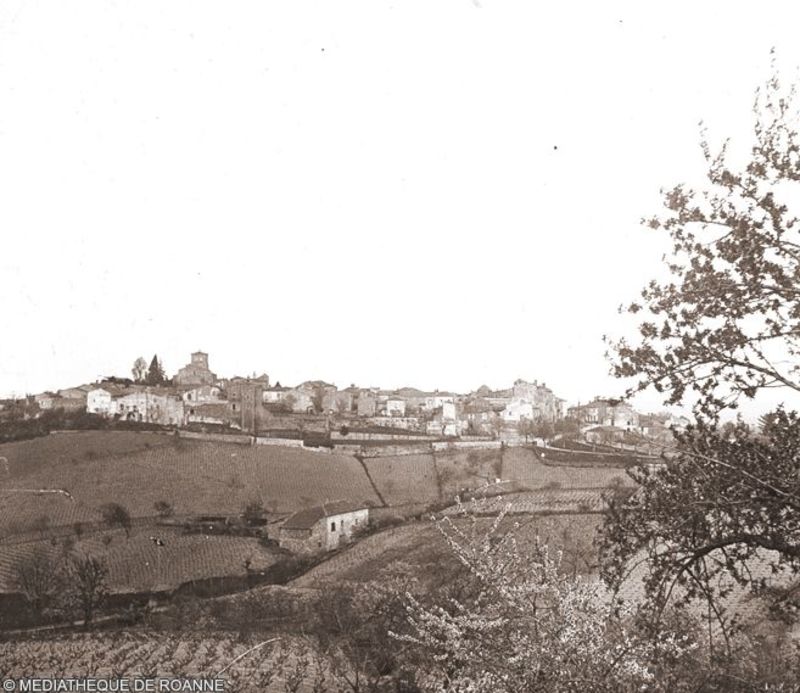 Saint Haon Le Châtel  - Vue du village