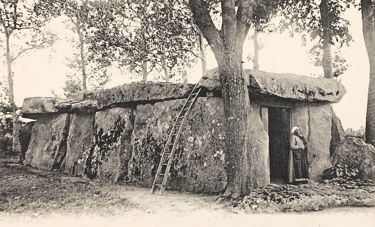 Saumur - Le Dolmen de Bagneux