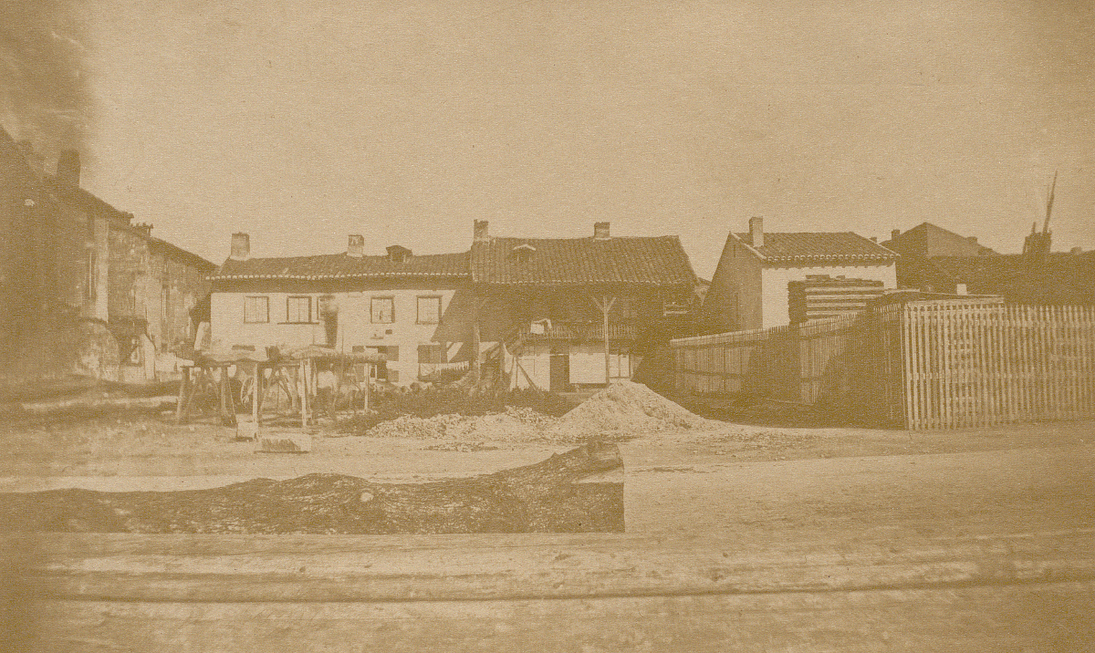 Maisons et ateliers de charpentiers en bateaux sur le quai des Charpentiers (commandant Lherminier)