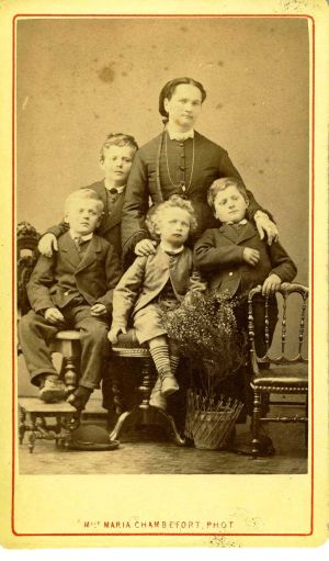 Photo-carte de visite de Maria Chambefort 